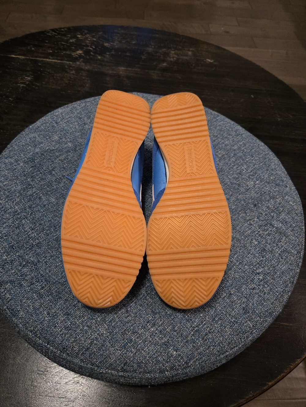 Reebok Fiori Retro Blue and Pink Low-Profile Suede & Nylon Sneakers - Picture 9 of 9